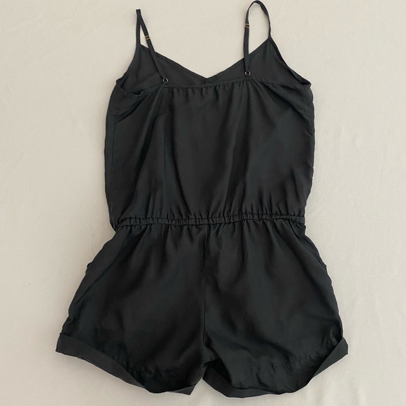 J. Crew Women’s Romper Small 100% Silk Tie Waist Roll Hem Fairy Grunge Feminine - Picture 7 of 9